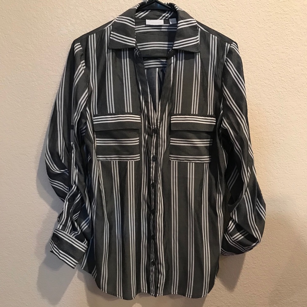 New York and Company Botton Down Size M